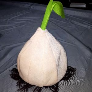 Garlic Bulb Hat
